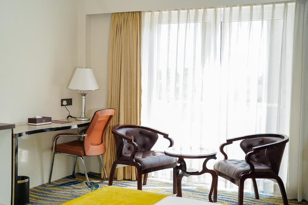 Hotel Mechi Crown Kakarvitta Luaran gambar