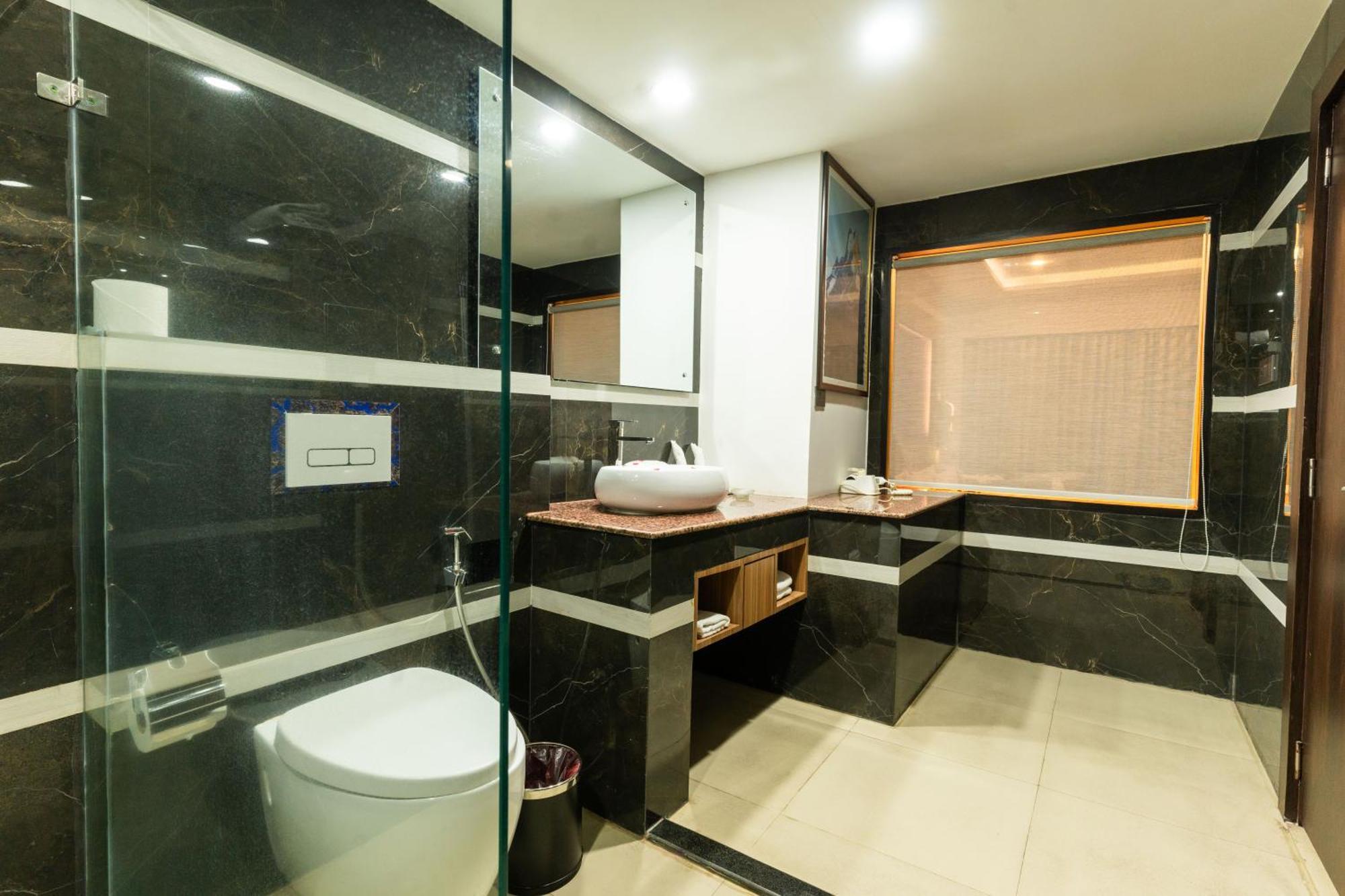Hotel Mechi Crown Kakarvitta Luaran gambar